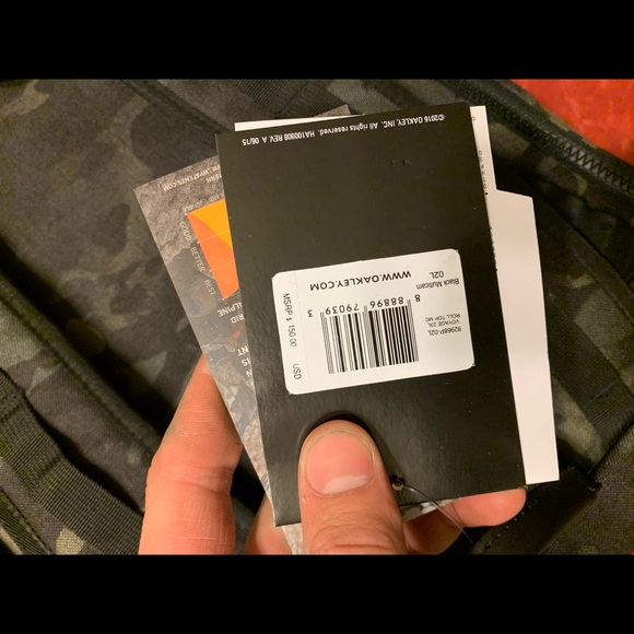 Oakley roll top pack - Picture 3 of 3